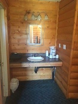 Smokey Hollow Resort Wasagaming Exteriör bild