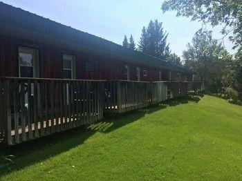 Smokey Hollow Resort Wasagaming Exteriör bild